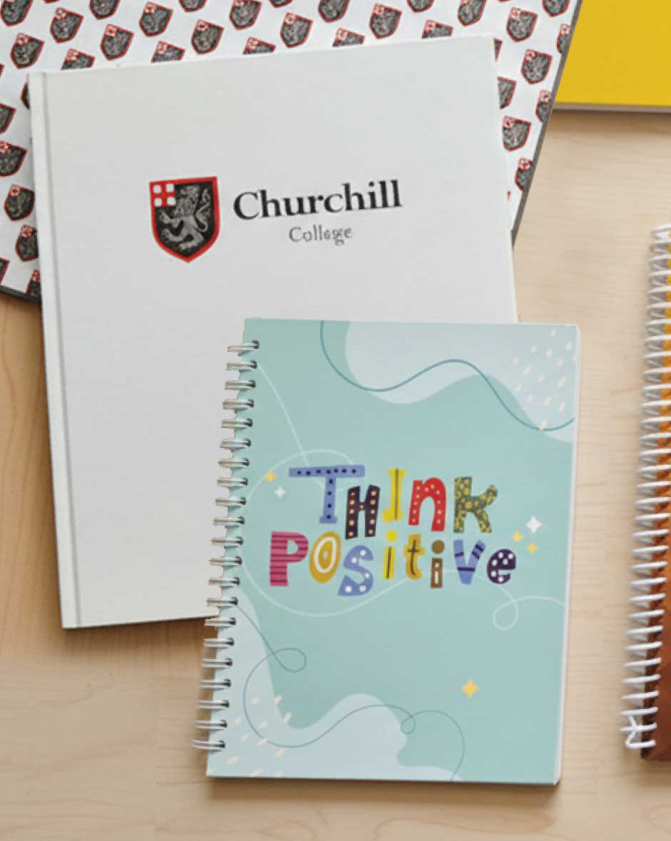 Libretas con escudo de Churchill College